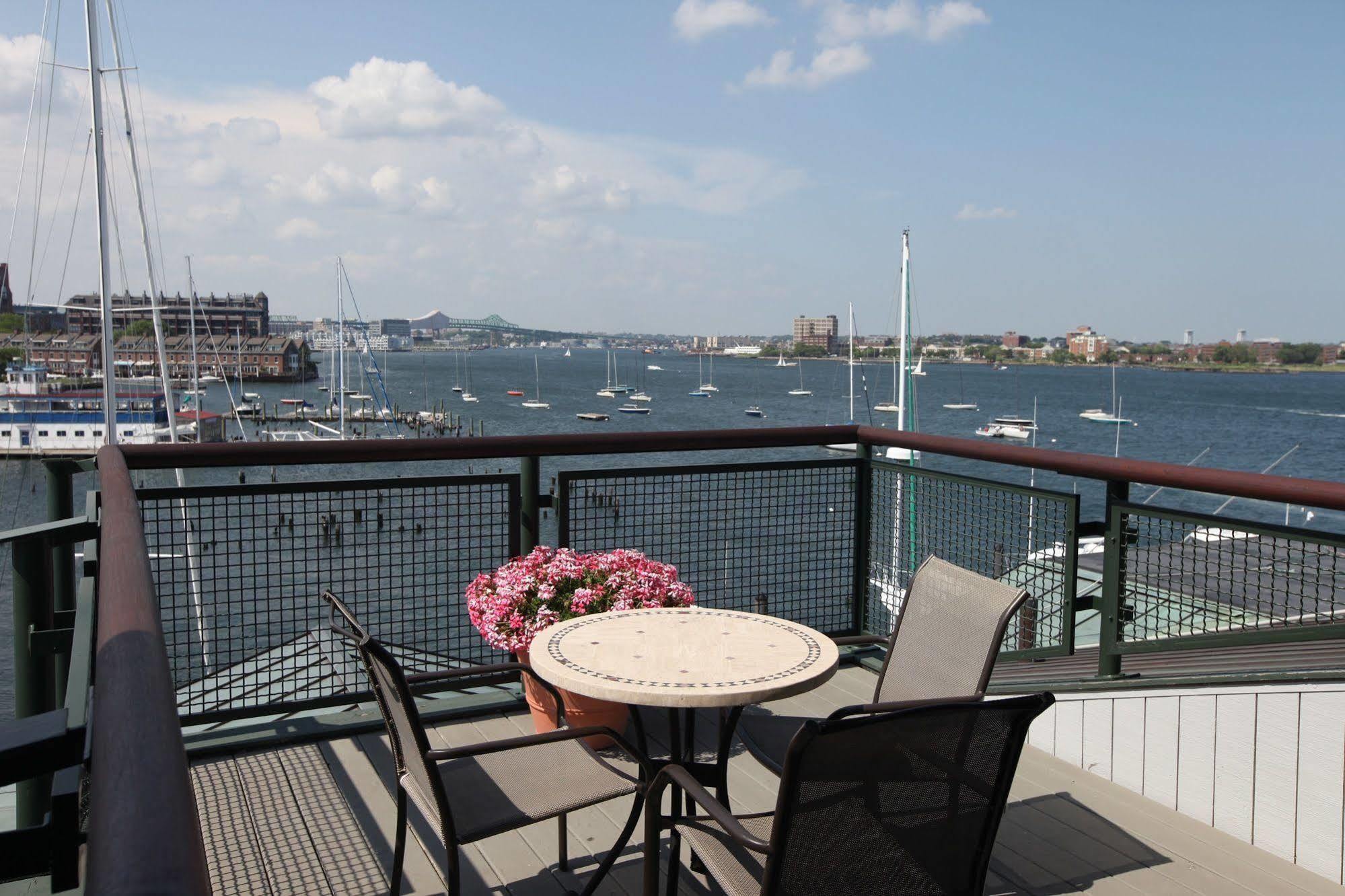Hotel Boston Yacht Haven Esterno foto